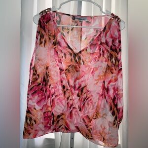 Women’s Jennifer Lopez Blouse/Top